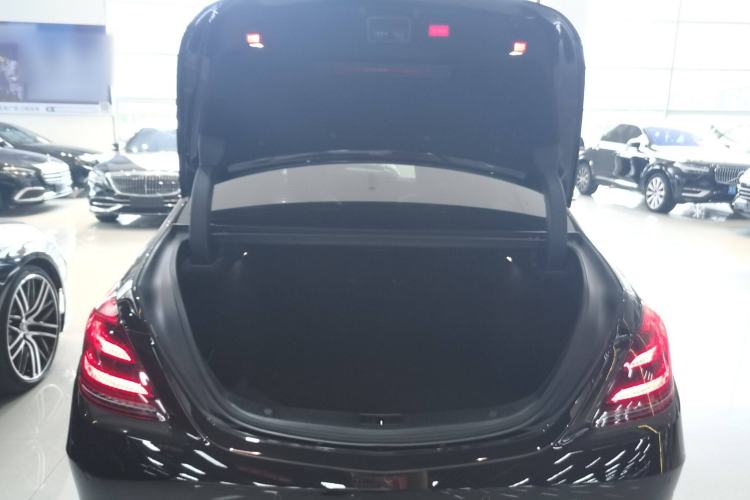 Used Mercedes-Benz S-Class 2019 S 320 L Trunk