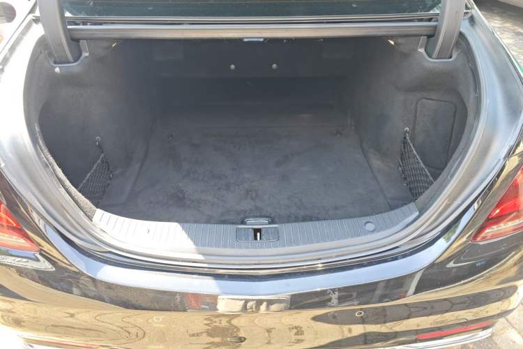 Used Mercedes-Benz S-Class 2019 S 450 L 4MATIC Trunk