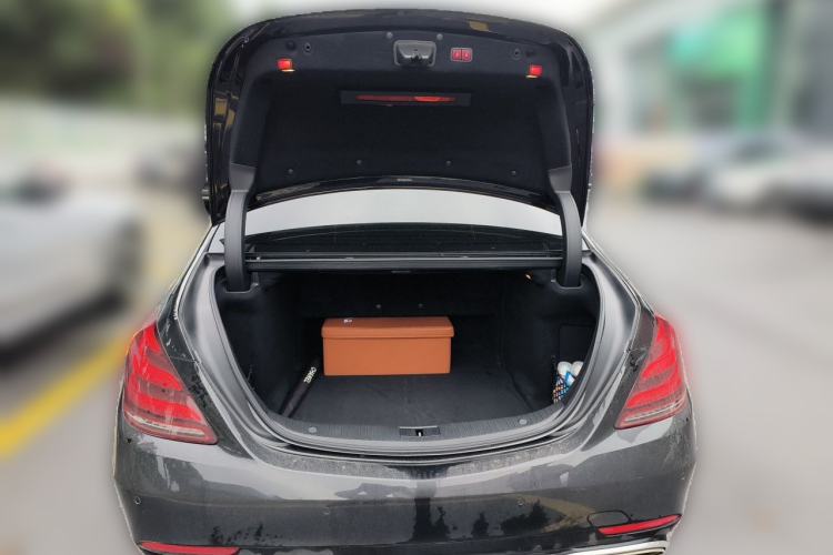 Used Mercedes-Benz S-Class 2019 S 450 L Trunk