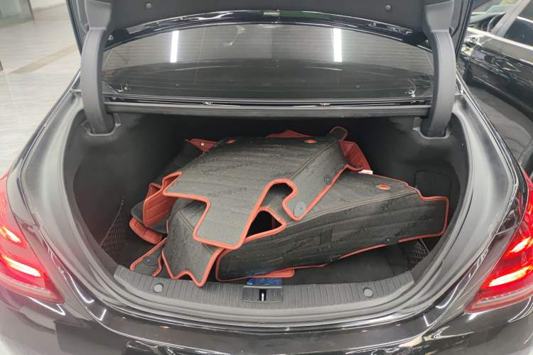 Used Mercedes-Benz S-Class 2019 S 320 L Trunk