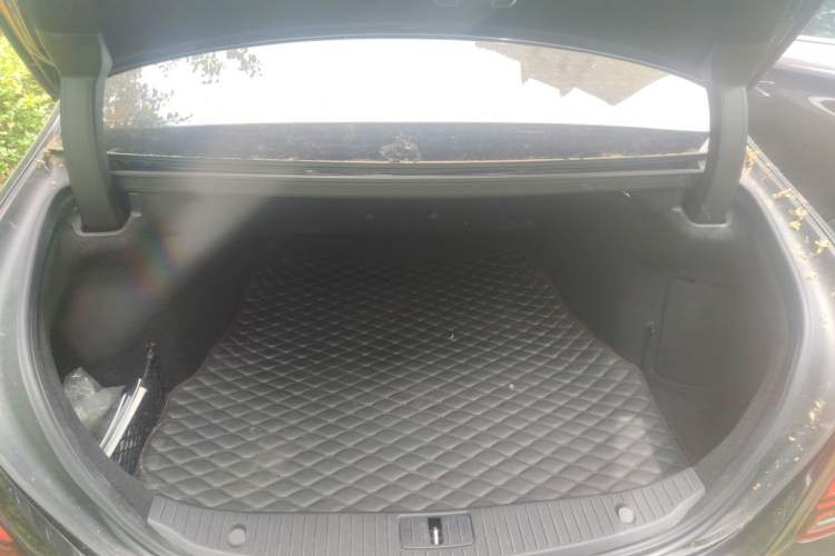 Used Mercedes-Benz S-Class 2019 S 450 L 4MATIC Trunk