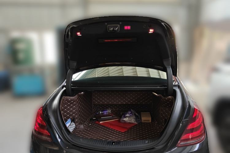 Used Mercedes-Benz S-Class 2019 S 450 L 4MATIC Trunk