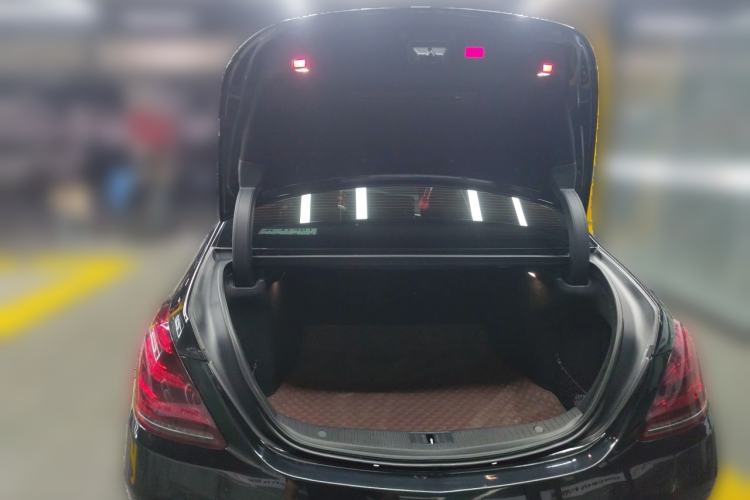 Used Mercedes-Benz S-Class 2019 S 320 L Trunk