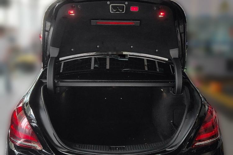 Used Mercedes-Benz S-Class 2019 S 320 L Trunk