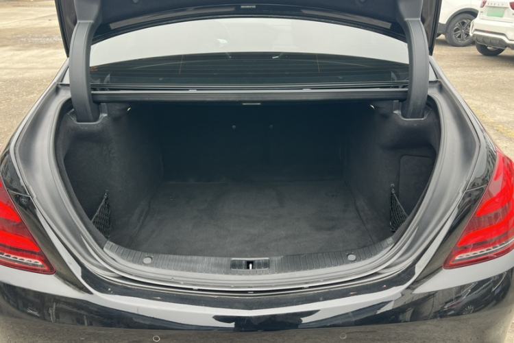Used Mercedes-Benz S-Class 2019 S 320 L Trunk