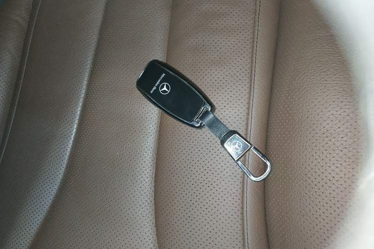 Used Mercedes-Benz S-Class 2019 S 320 L Prestige Edition Vehicle Key