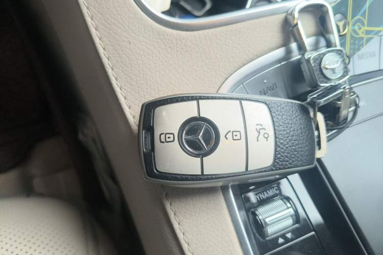 Used Mercedes-Benz S-Class 2019 S 320 L Prestige Edition Vehicle Key