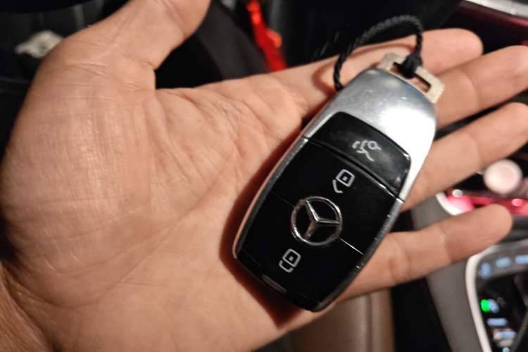 Used Mercedes-Benz S-Class 2019 S 320 L Vehicle Key