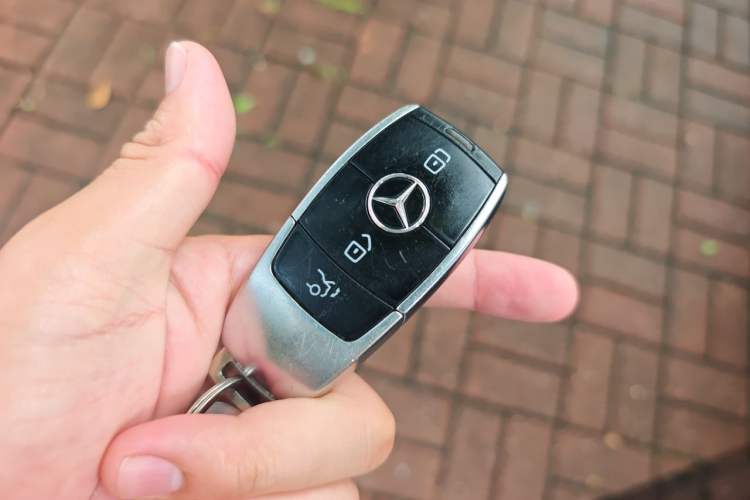 Used Mercedes-Benz S-Class 2019 S 320 L Vehicle Key