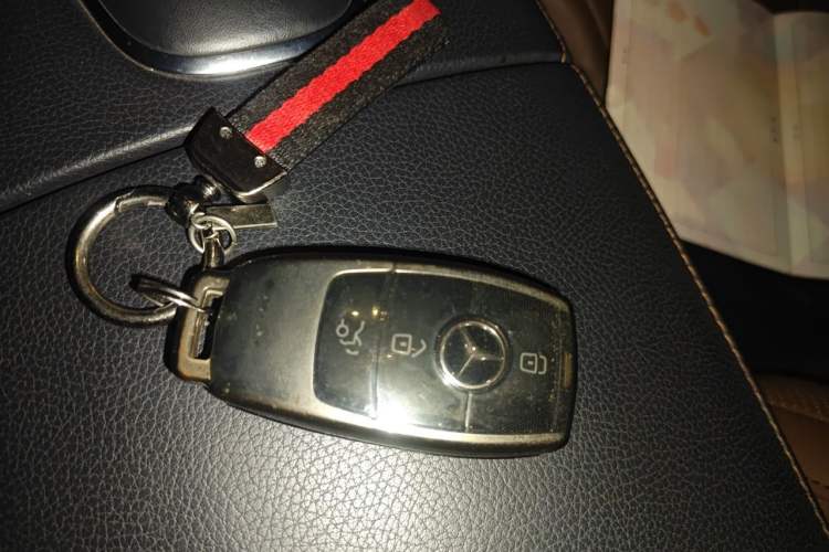 Used Mercedes-Benz S-Class 2019 S 450 L 4MATIC Vehicle Key