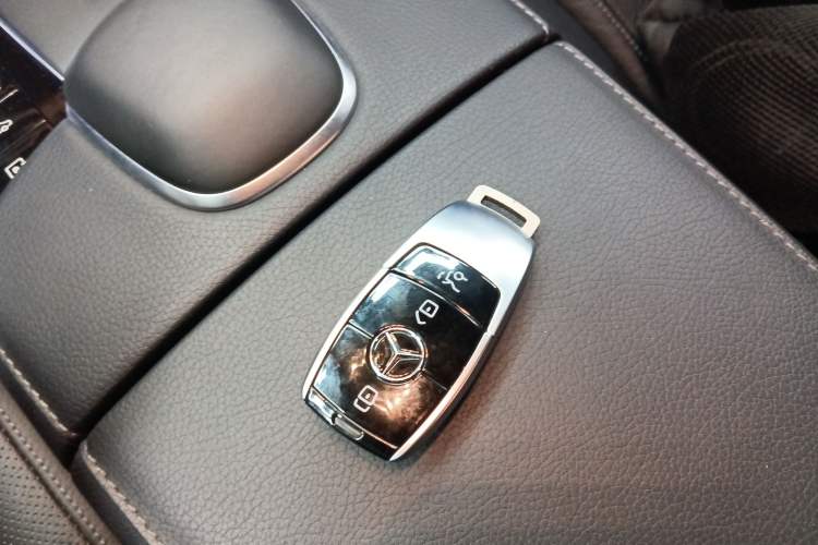 Used Mercedes-Benz S-Class 2019 S 350 L Executive Edition Vehicle Key