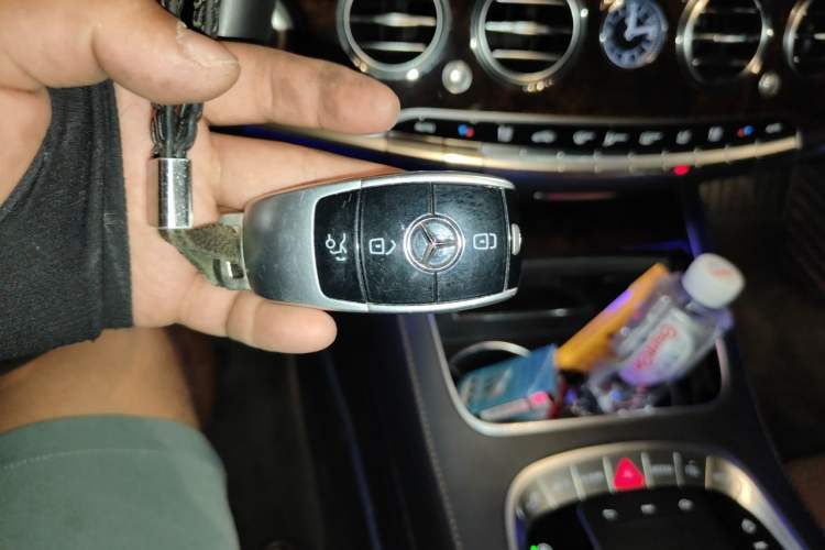 Used Mercedes-Benz S-Class 2019 S 350 L Luxury Model Vehicle Key