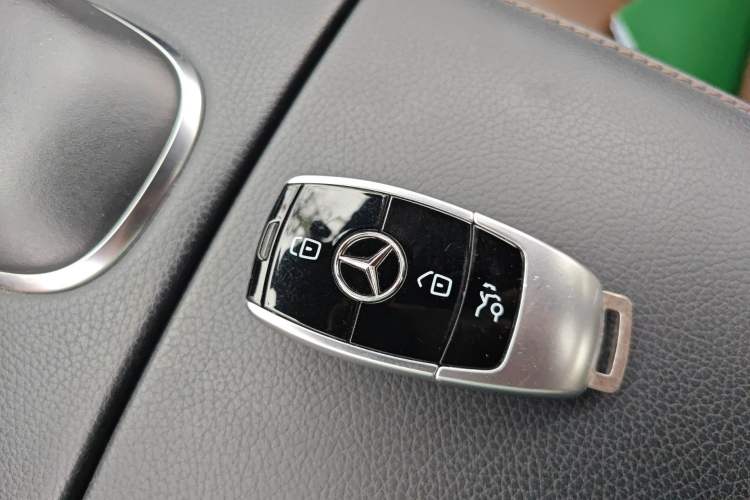 Used Mercedes-Benz S-Class 2019 S 320 L Vehicle Key