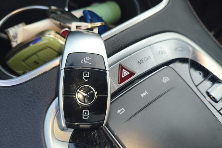 Used Mercedes-Benz S-Class 2019 S 320 L Vehicle Key