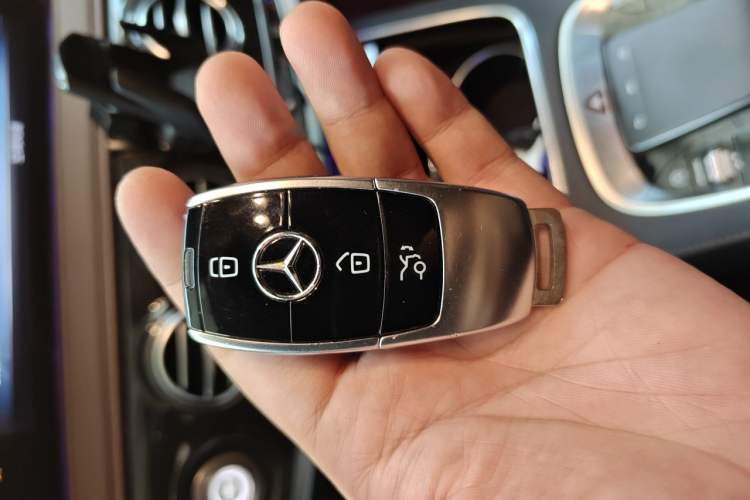 Used Mercedes-Benz S-Class 2019 S 450 L 4MATIC Vehicle Key