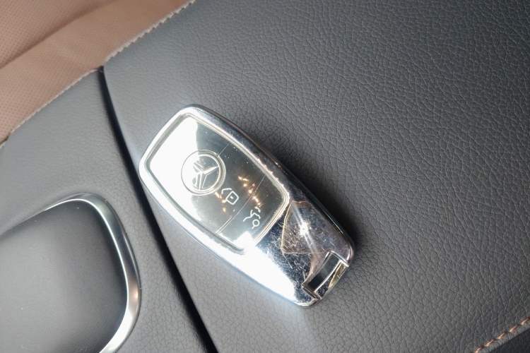 Used Mercedes-Benz S-Class 2019 S 450 L 4MATIC Exclusive Edition Vehicle Key