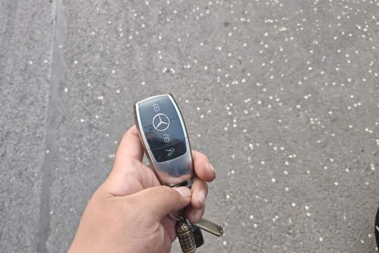 Used Mercedes-Benz S-Class 2019 S 320 L Vehicle Key