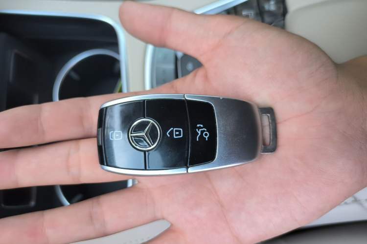 Used Mercedes-Benz S-Class 2019 S 450 L 4MATIC Exclusive Edition Vehicle Key