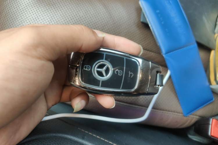 Used Mercedes-Benz S-Class 2019 S 320 L Vehicle Key