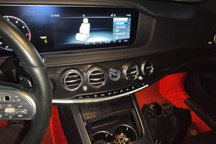 Used Mercedes-Benz S-Class 2019 S 450 L 4MATIC Audio And AC Panel