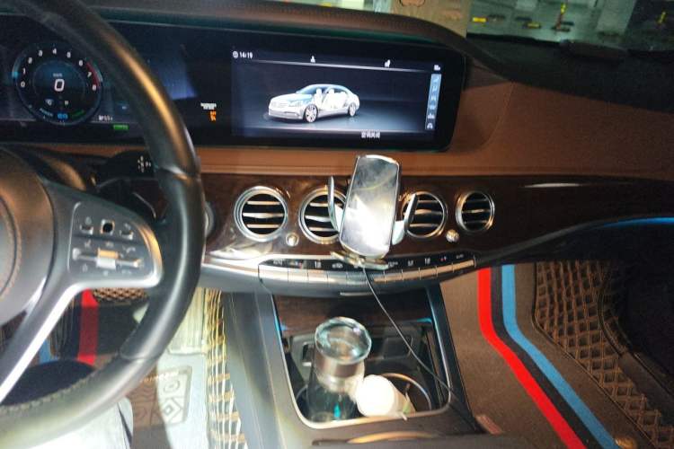 Used Mercedes-Benz S-Class 2019 S 320 L Audio And AC Panel