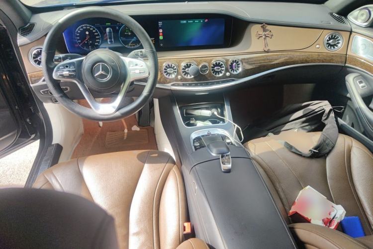 Used Mercedes-Benz S-Class 2019 S 320 L Prestige Edition Center Console