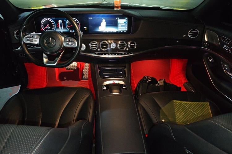 Used Mercedes-Benz S-Class 2019 S 450 L 4MATIC Center Console