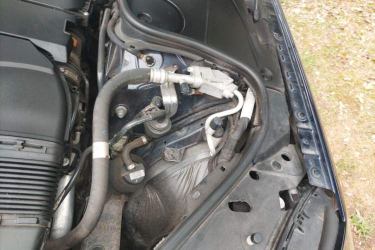 Used Mercedes-Benz S-Class 2019 S 350 L Luxury Edition Prestige Edition Engine Bay Left