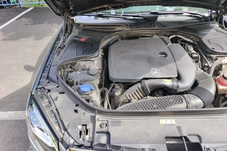 Used Mercedes-Benz S-Class 2019 S 320 L Prestige Edition Engine Bay Right
