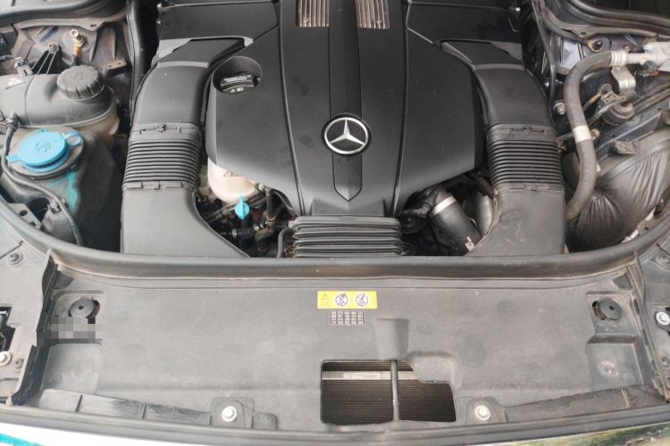 Used Mercedes-Benz S-Class 2019 S 350 L Luxury Edition Prestige Edition Engine Bay