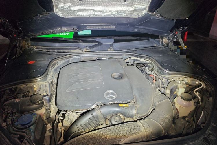 Used Mercedes-Benz S-Class 2019 S 320 L Engine Bay