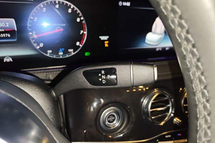 Used Mercedes-Benz S-Class 2019 S 450 L 4MATIC Gear Lever