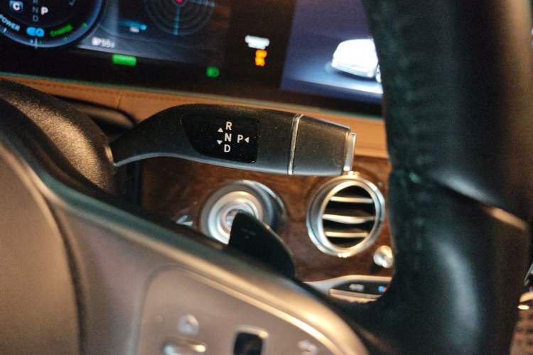 Used Mercedes-Benz S-Class 2019 S 320 L Gear Lever