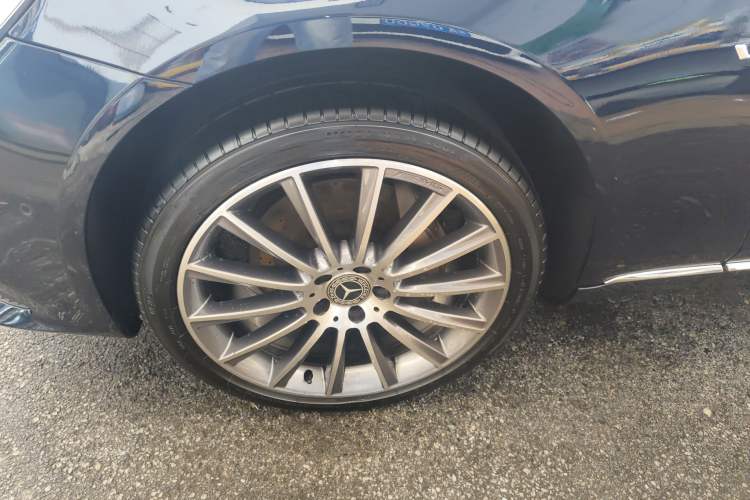 Used Mercedes-Benz S-Class 2019 S 350 L Executive Edition Left Front Wheel Hub