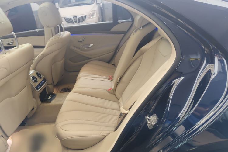 Used Mercedes-Benz S-Class 2019 S 350 L Executive Edition Left Rear Seat