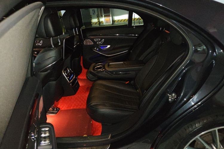 Used Mercedes-Benz S-Class 2019 S 450 L 4MATIC Left Rear Seat