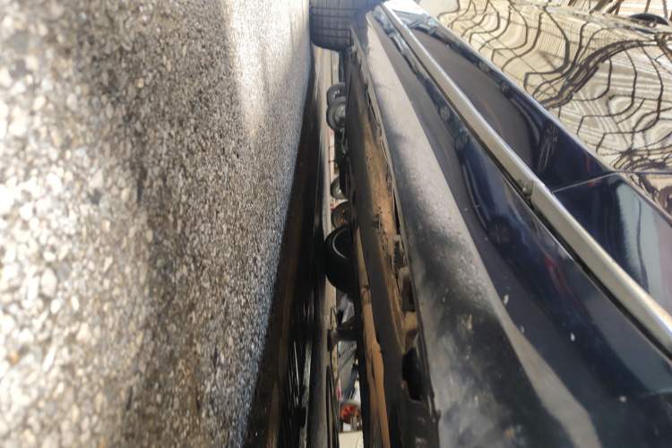 Used Mercedes-Benz S-Class 2019 S 350 L Executive Edition Right Side Sill