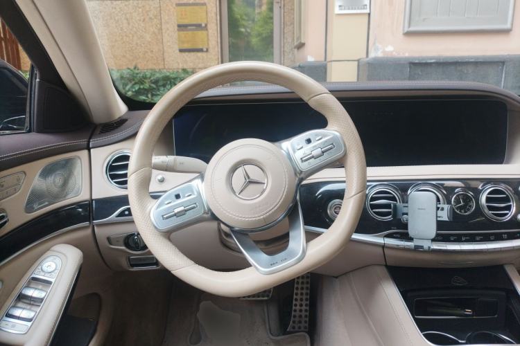 Used Mercedes-Benz S-Class 2019 S 450 L 4MATIC Steering Wheel