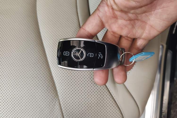 Used Mercedes-Benz S-Class 2019 S 350 L Executive Edition Vehicle Key