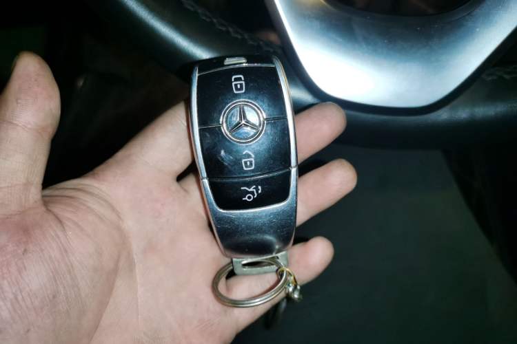 Used Mercedes-Benz S-Class 2019 S 320 L Vehicle Key