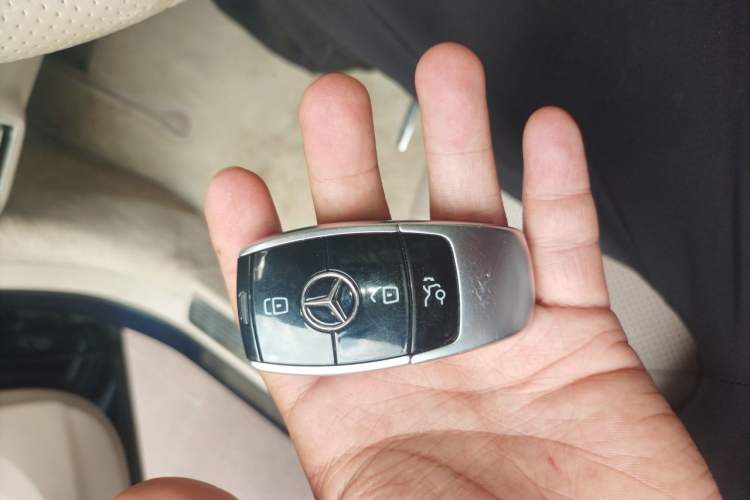 Used Mercedes-Benz S-Class 2019 S 450 L 4MATIC Vehicle Key