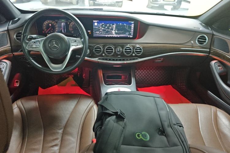 Used Mercedes-Benz S-Class 2019 S 320 L Prestige Edition Center Console