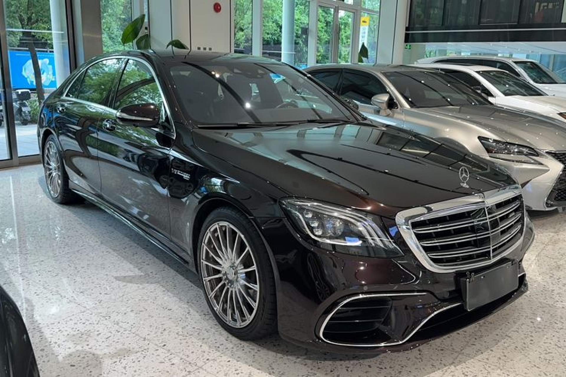 Used Mercedes-Benz S-Class 2019 S 450 L 4MATIC Exclusive Edition Exterior 2