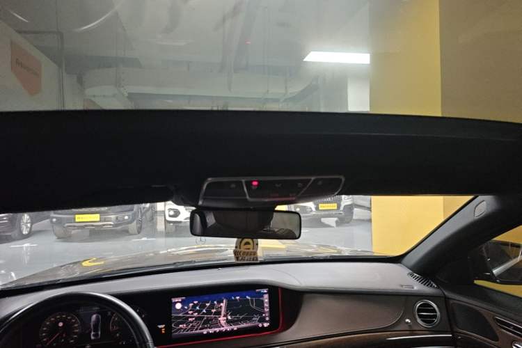 Used Mercedes-Benz S-Class 2019 S 320 L Prestige Edition Headliner