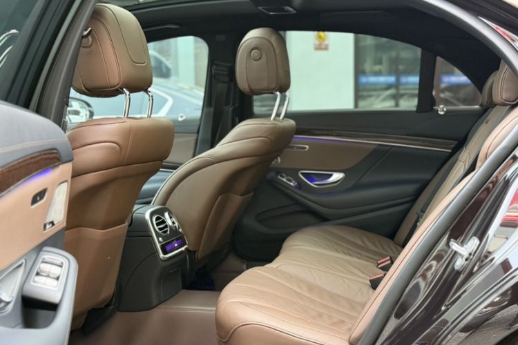 Used Mercedes-Benz S-Class 2019 S 320 L Prestige Edition Interior 5