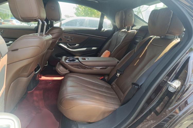 Used Mercedes-Benz S-Class 2019 S 320 L Prestige Edition Left Rear Seat
