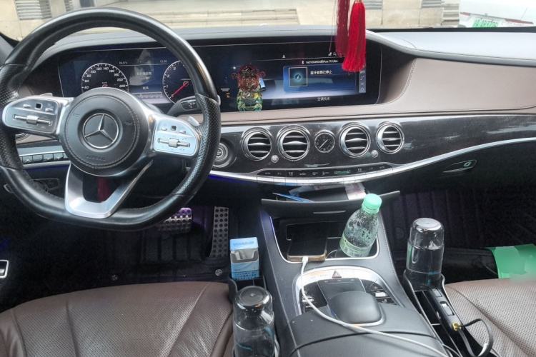 Used Mercedes-Benz S-Class 2019 S 450 L 4MATIC Center Console