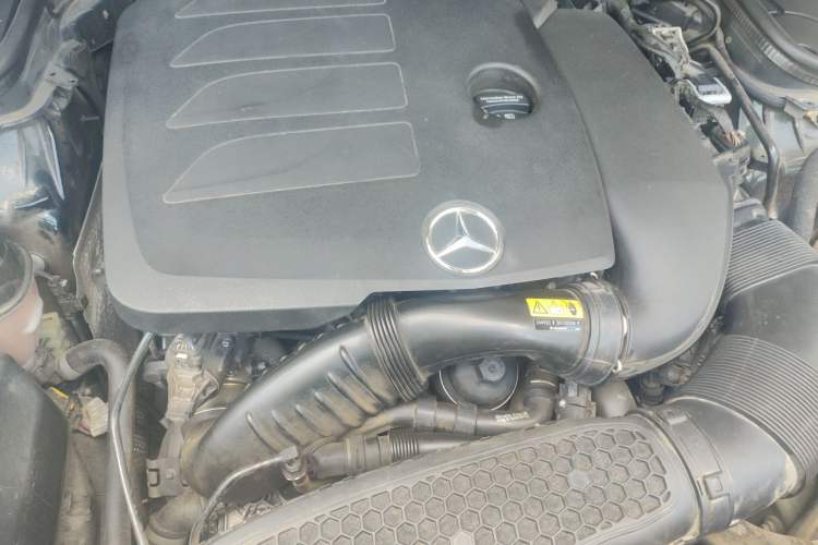Used Mercedes-Benz S-Class 2019 S 320 L Engine Bay
