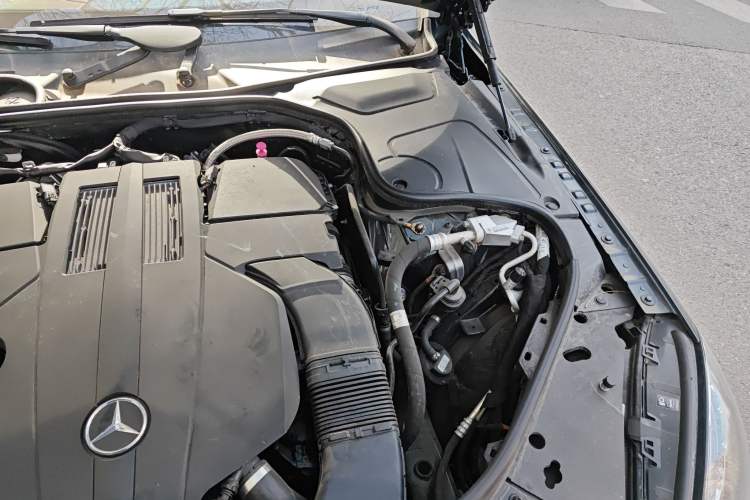 Used Mercedes-Benz S-Class 2019 S 450 L 4MATIC Engine Bay Left