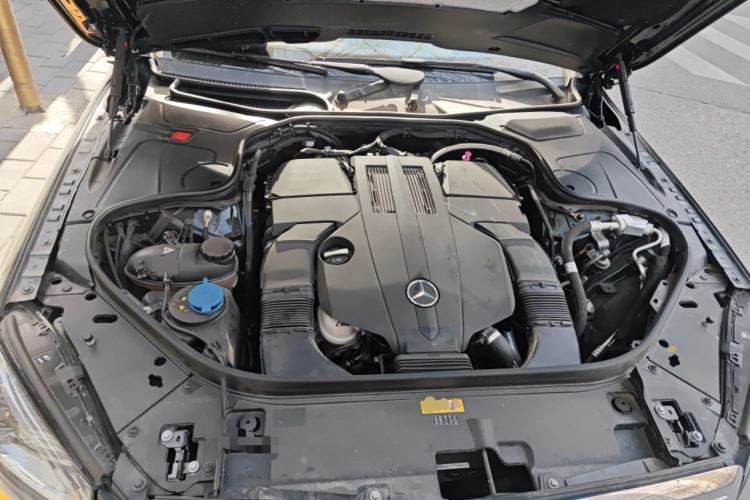 Used Mercedes-Benz S-Class 2019 S 450 L 4MATIC Engine Bay